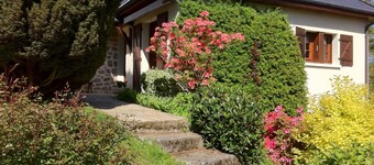 Jolie Maison au Calme Dans un Joli Village Classé