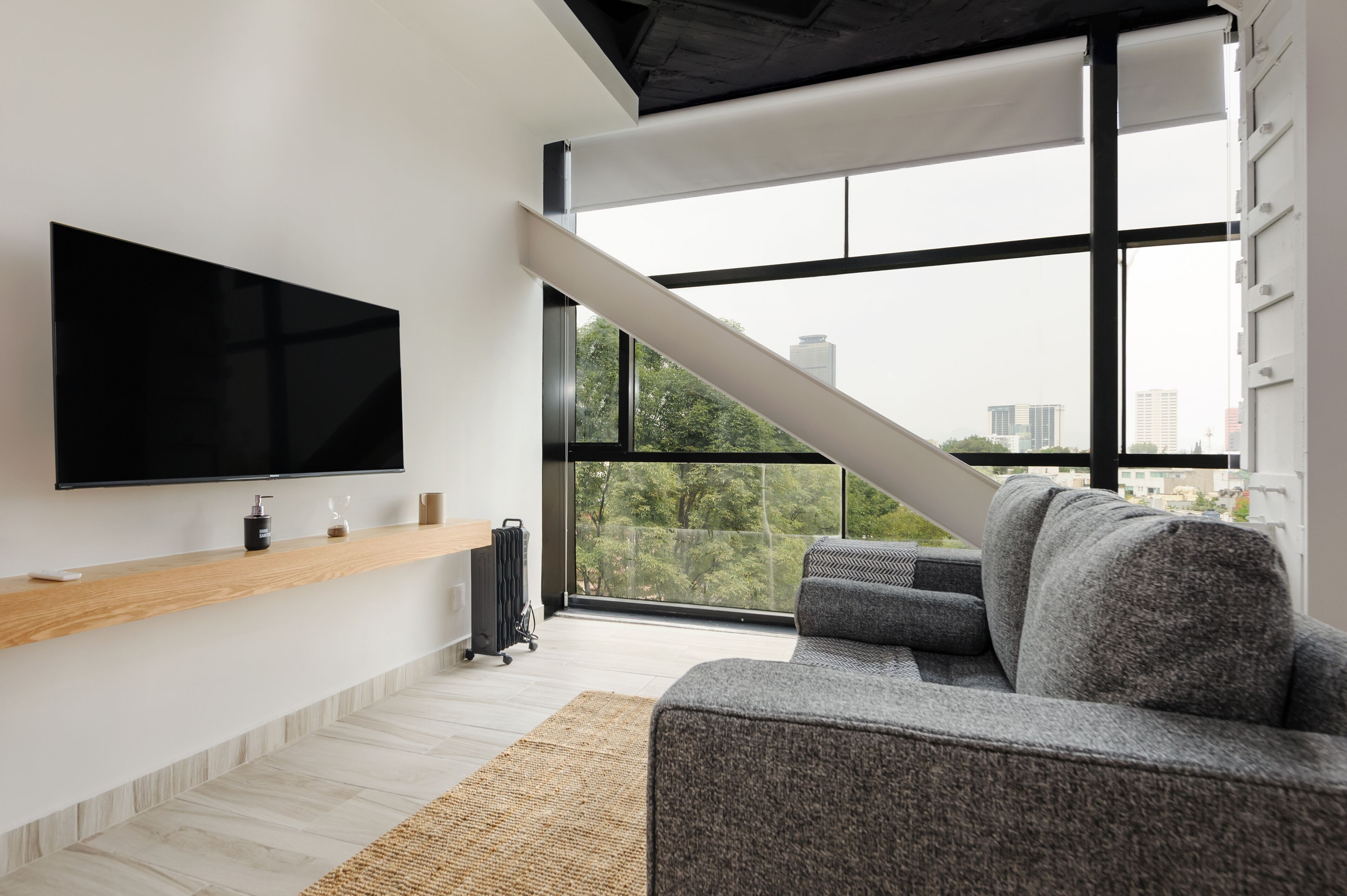 Studio (404) | Area keluarga | TV