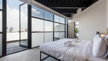 Apartment, 2 Bedrooms, Terrace (605) | 2 bedrooms, premium bedding, down comforters, individually decorated