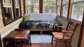 2 bedrooms, desk, travel crib, WiFi