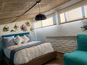 Premium bedding, down duvets, minibar, in-room safe - Tierra Madre (Comonfort)
