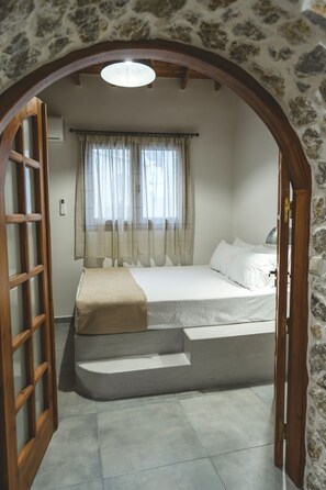 Comfort-Apartment | 1 Schlafzimmer, Allergikerbettwaren, individuell dekoriert