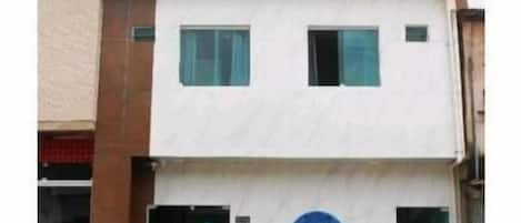 Façade de l’hébergement