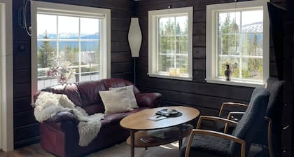 Experience Fjällkroken, an Exquisite Mountain Cabin Built in 2016