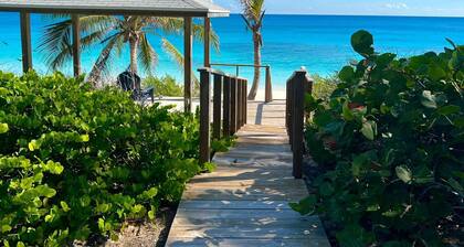 Seahaus • Newly Renovated Luxury Beachfront Home •