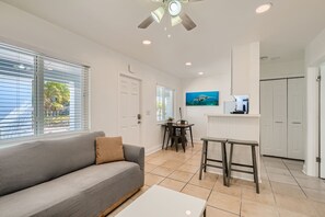 Televisión de pantalla plana de 40 pulgadas con canales digitales 