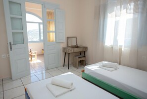 2 chambres, fer et planche à repasser, Wi-Fi, literie fournie