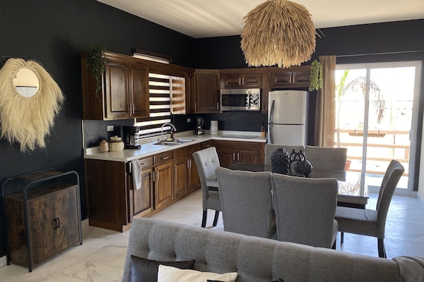 Superior Apartment | Private kitchen | Full-sized fridge, microwave, stovetop, coffee/tea maker