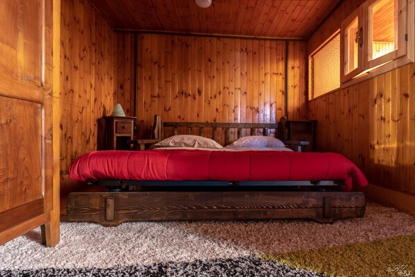 2 makuuhuonetta, Wi-Fi, vuodevaatteet