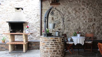 Nhà truyền thống | Hiên