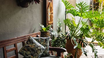 TV 32 polegadas com canais a cabo