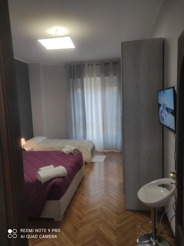 1 bedroom, iron/ironing board, WiFi, bed sheets