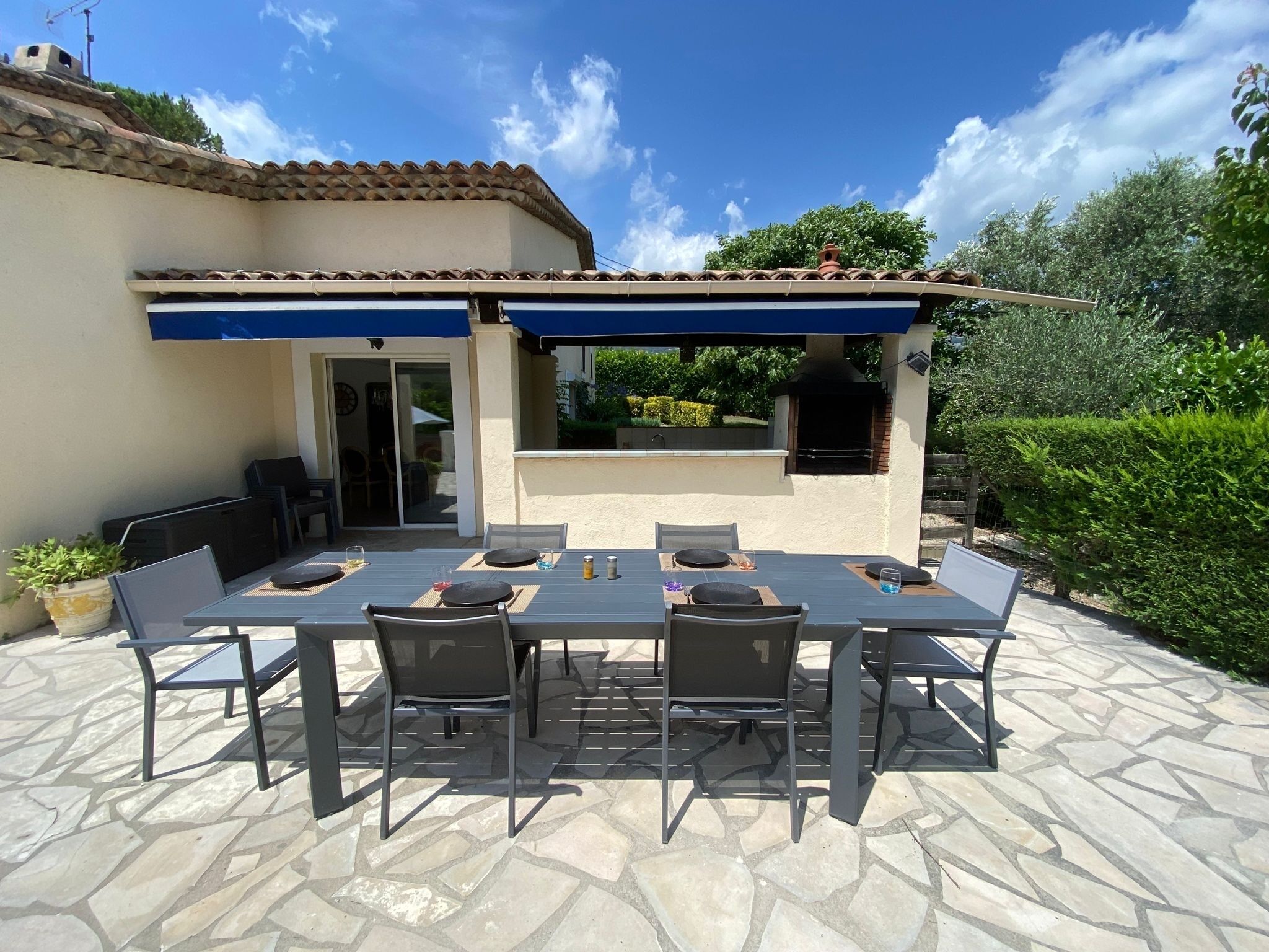 Restauration extérieure