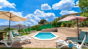 Pool - Casa de la Cruz Iznájar by Ruralidays (Córdoba)