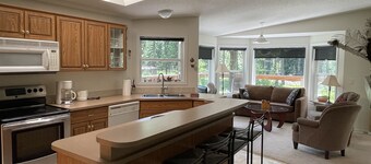 Ranch Guesthouse - CALL FOR AVAILABILITY