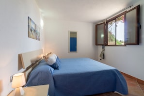 2 bedrooms, iron/ironing board, travel cot - Apartment Sa Perda Tunda (Tortolì)