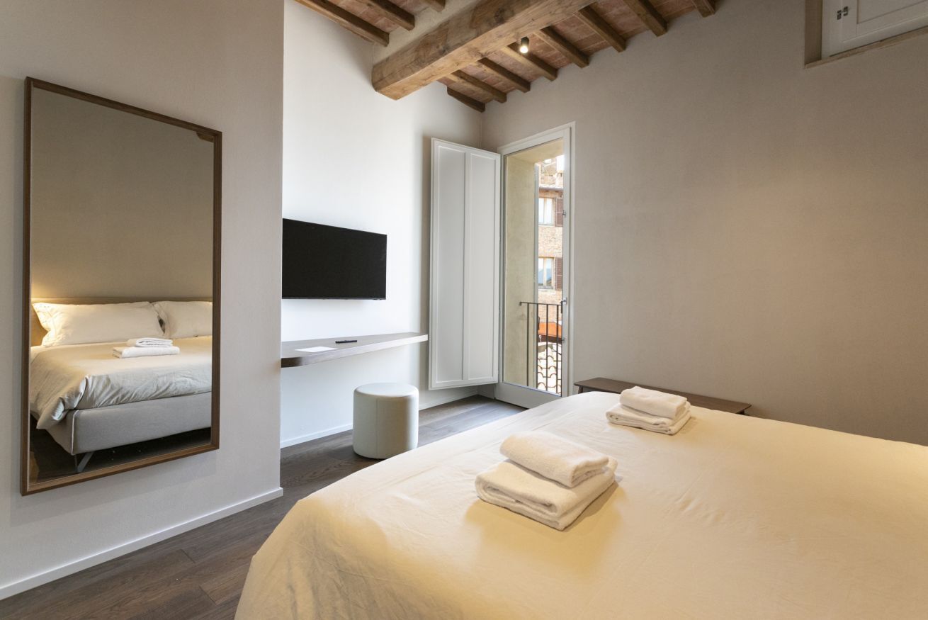 3 chambres, fer et planche à repasser, Wi-Fi, draps fournis