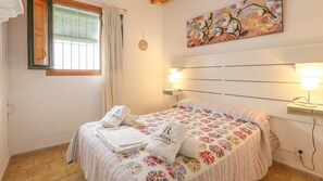 7 bedrooms, iron/ironing board, travel cot, WiFi - Casa Rural Villa Amigo Aracena by Ruralidays (Huelva)