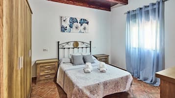 4 slaapkamers, reisbedje, wifi