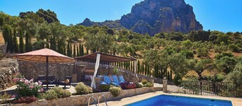 Casa Rural El Tajo  El Gastor by Ruralidays