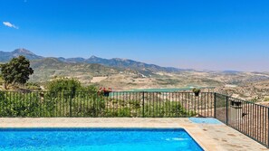 Pool - Casa Rural El Tajo  El Gastor by Ruralidays (Cádiz)