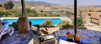 Casa Rural El Tajo  El Gastor by Ruralidays