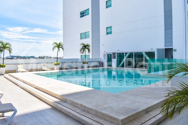 Alberca al aire libre