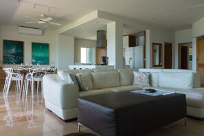 Appartamento Deluxe | Area soggiorno