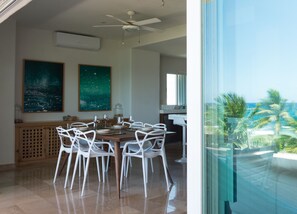 华丽公寓 | 餐厅