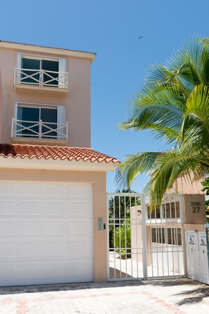 Exterior - Costa brava  (Puerto Aventuras)