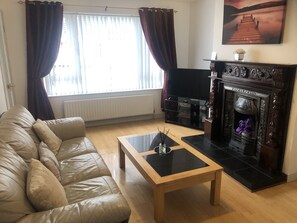 Smart TV - Cleomack House (Hilltown)