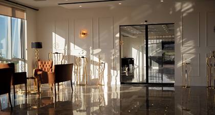 Newarise Hotel