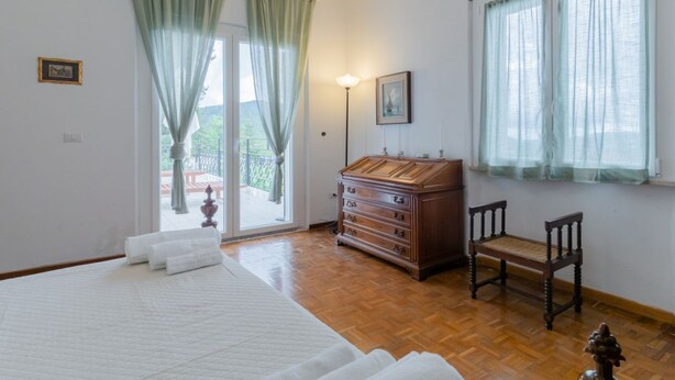 4 bedrooms, iron/ironing board, travel cot, WiFi - Into the Green! Val Di Vara Garden House x8 (Villagrossa)