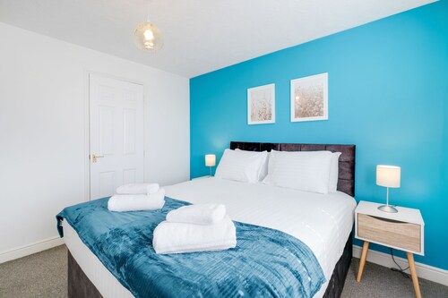 2 bed Luxury Apartment