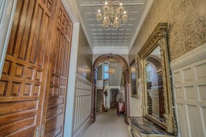 Interior - Mount Vernon Apartment Rear (Baltimore)