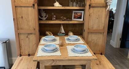 Mikes by the bay.Waterfront Blue Angels shows close. Near the Base beaches close