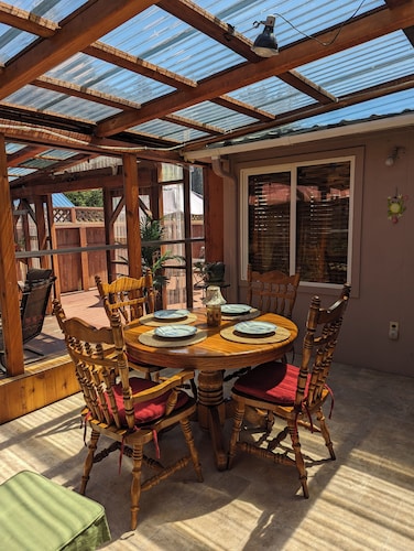 Blue Heron Getaway. Come enjoy the spring and summer in our great cozy house.
