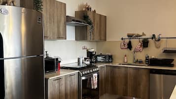 Fridge, microwave, oven, dishwasher