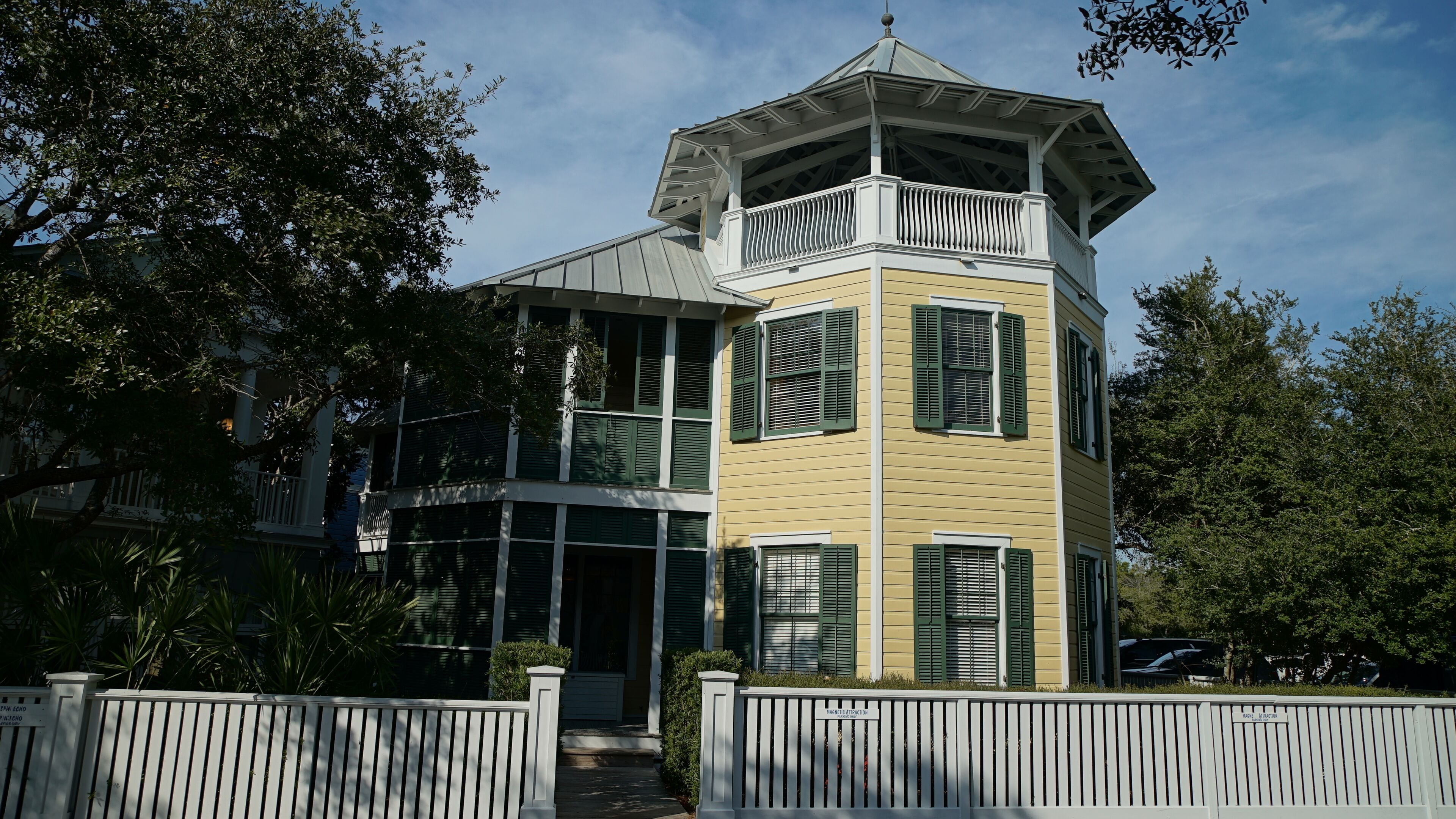 Magnetic Attraction, sleeps 10 in Seaside Fl