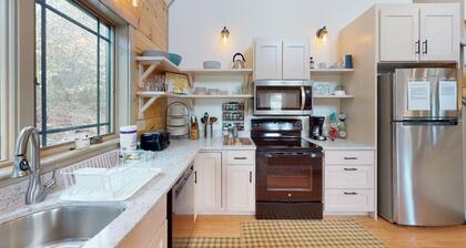 Riverside Lookout (With Private Boat Slip on the Moose River!)