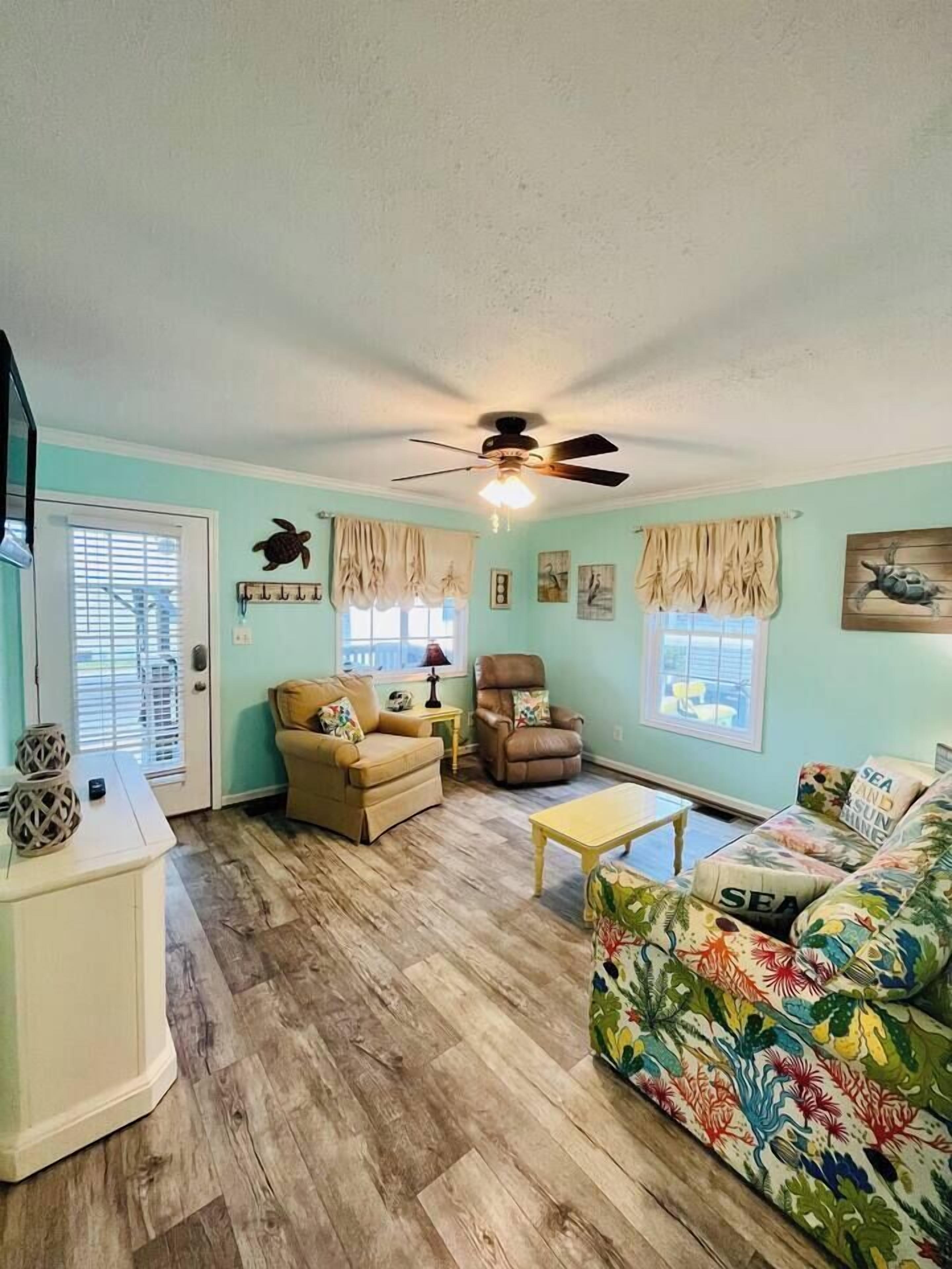 Smart TV, table tennis