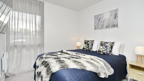 2 bedrooms, desk, iron/ironing board, WiFi - Worcester Terrace One -Top inner city location (Christchurch)