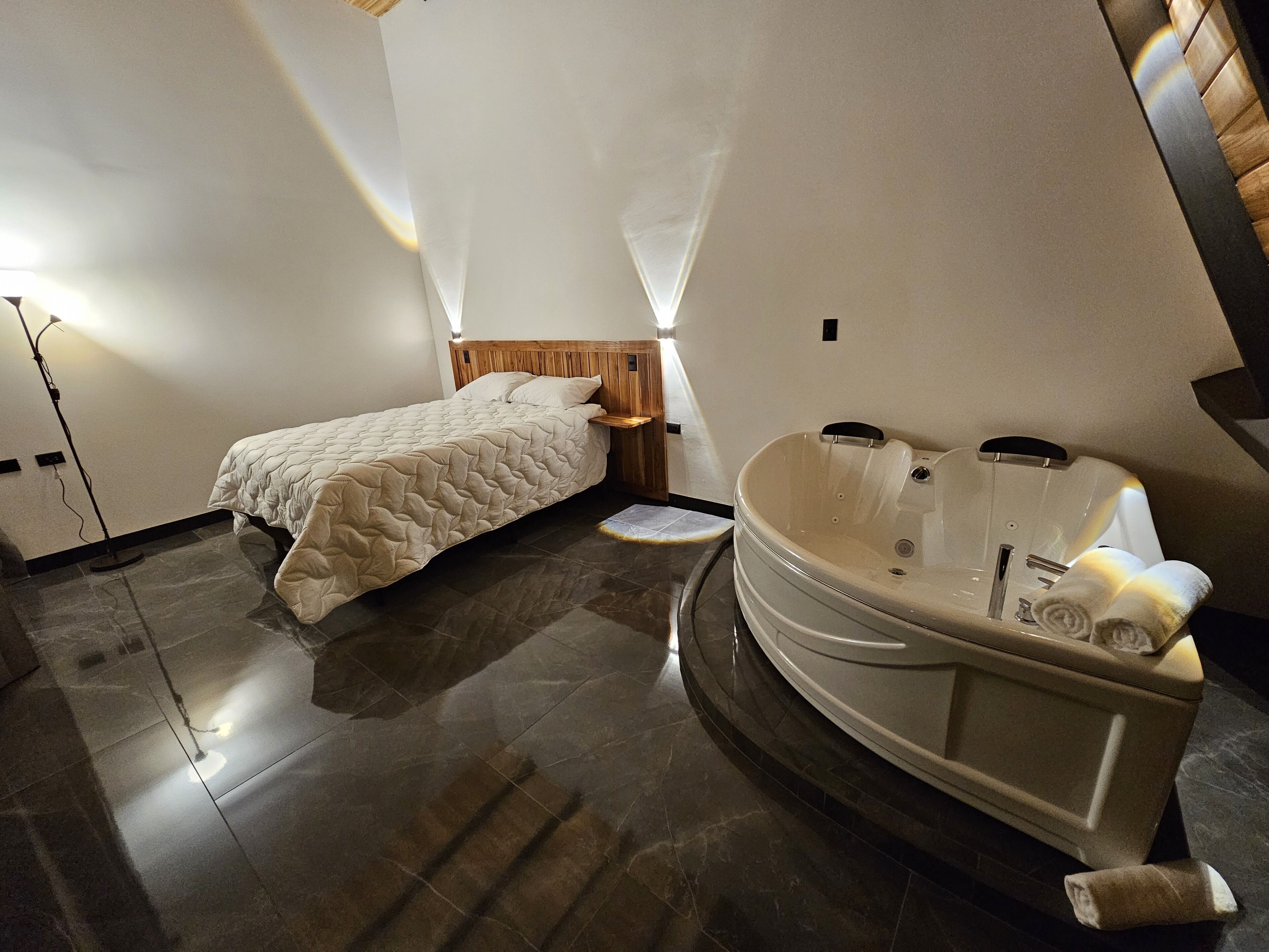 2 多间卧室、床单