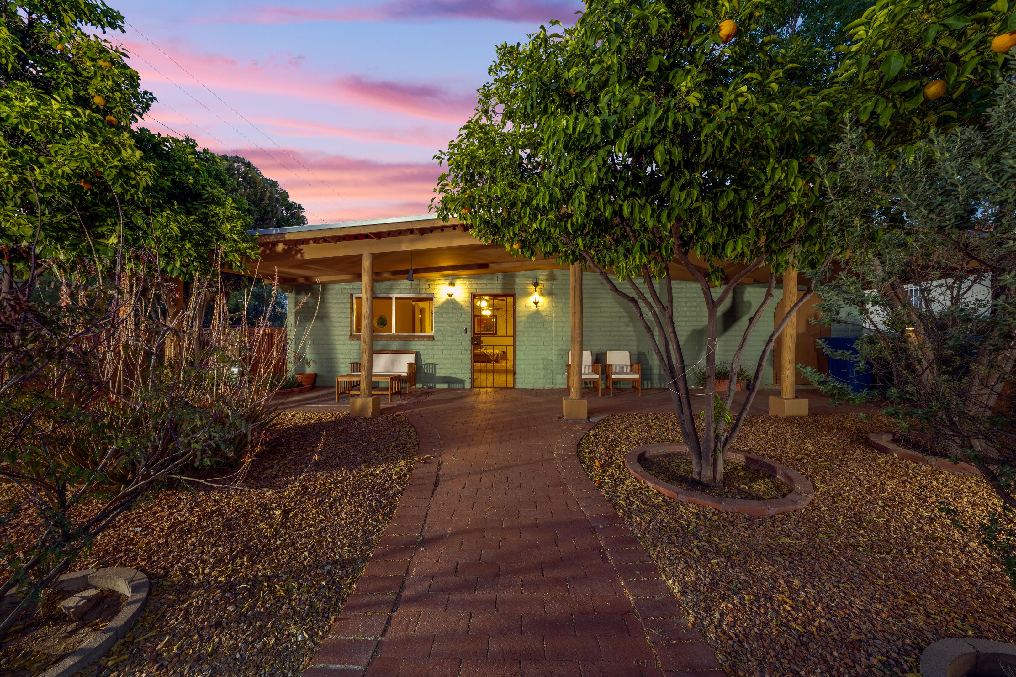 "A" Mountain / 3 br / 2 ba / Fenced / Long Stays