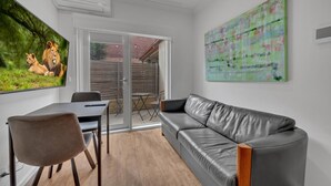 Uklassifisert bilde, 5 av 6, knapp