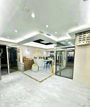 Reception - Hennessy Hotel (Hong Kong)