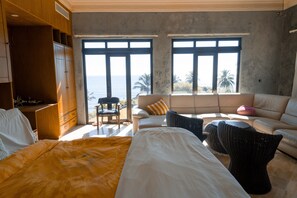 Living area - Luxurious villa with private beach access and spacious gardens (Barahona)