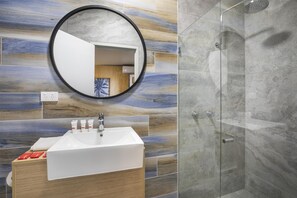 Soap, shampoo, toilet paper - Nightcap at Marine Hotel (Cardwell)
