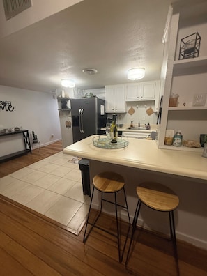 Fridge, microwave, oven, stovetop - Nice quiet condo up on a top mountain beautiful views and exciting drive up .  (Sevierville)