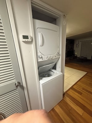 Interior - Nice quiet condo up on a top mountain beautiful views and exciting drive up .  (Sevierville)